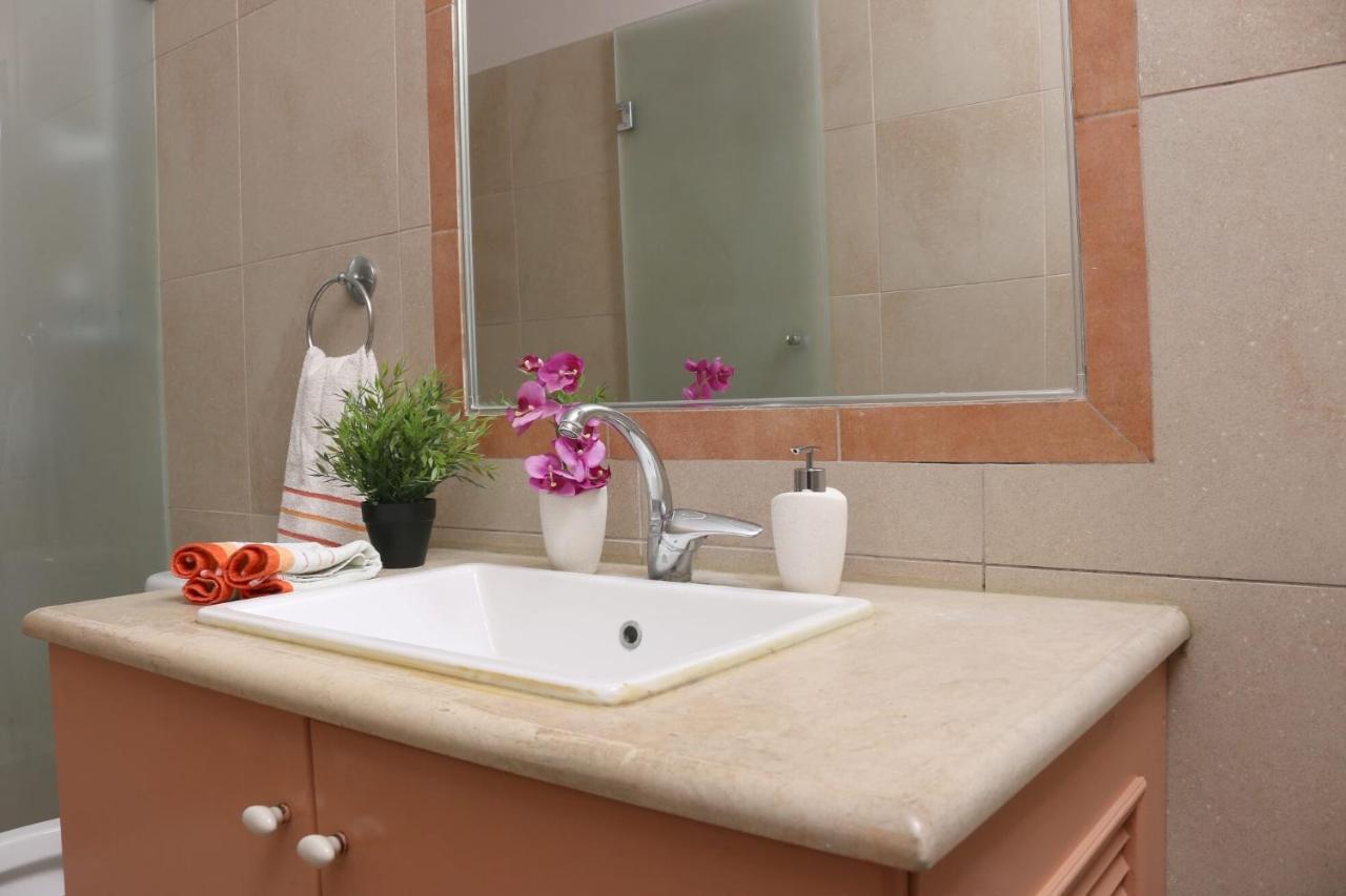 Modern Chic Apartment, Corfu Town Экстерьер фото